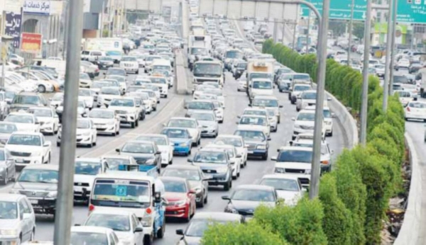 The General Department of Traffic has revealed that using mobile phone while driving was among the three major causes of traffic accidents that occurred in the Makkah region during the year 2024.
