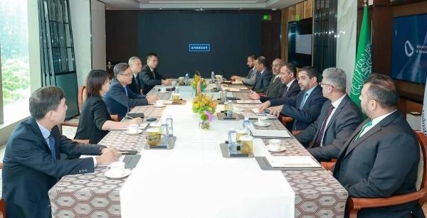 Saudi Minister of Industry and Mineral Resources Bandar Alkhorayef discusses with senior officials of the Chinese mining companies about enhancing bilateral cooperation in the mining sector during his earlier visit to Beijing in September 2024 (File photo).