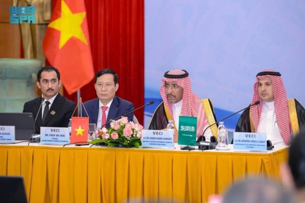 Minister of Industry and Mineral Resources Bandar Alkhorayef addressing the Saudi-Vietnamese Business Forum in Hanoi on Tuesday.

